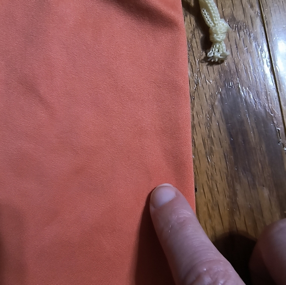 Fossil sunglasses, black and tan marbled with orange carrying case - Picture 10 of 10